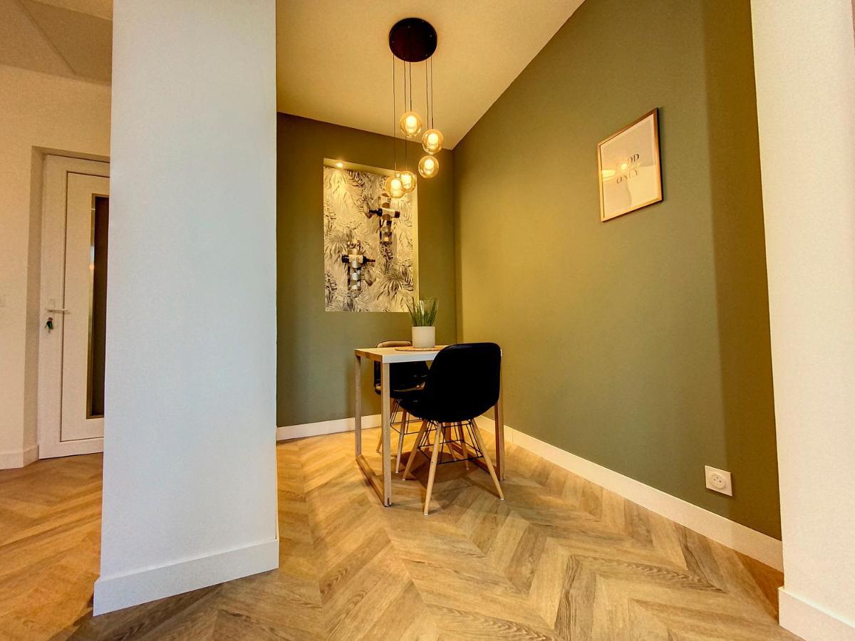 Appartchic - Appartement Standing - Plein Centre & Parking Prive 克雷翁 外观 照片